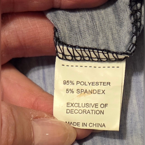 Women's XL Abstract Violet Purple Floral & Black Design Shirt - Picture 4 of 9